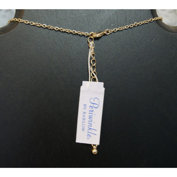 NWT Stone Circle Necklace Periwinkle by Barlow Gold Tone Adjustable New Age - Picture 5 of 6